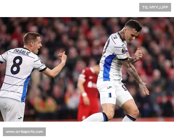 雪战中的意甲:多场比赛球衣加印加热层 雪战中的意甲:多场比赛球衣加印加热层