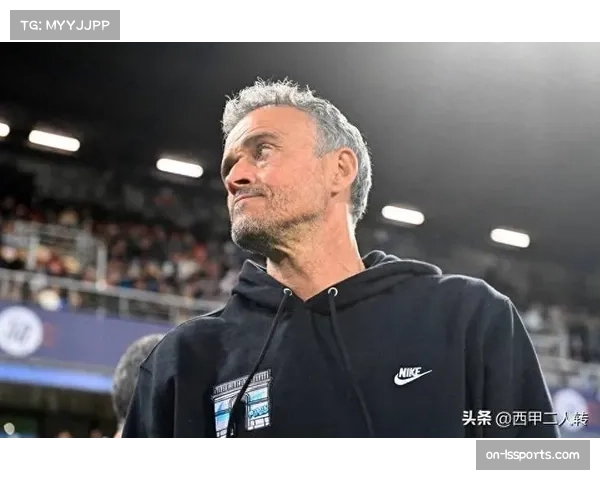 战术复盘:巴黎圣日耳曼出局,恩里克的临场调整再遭质疑